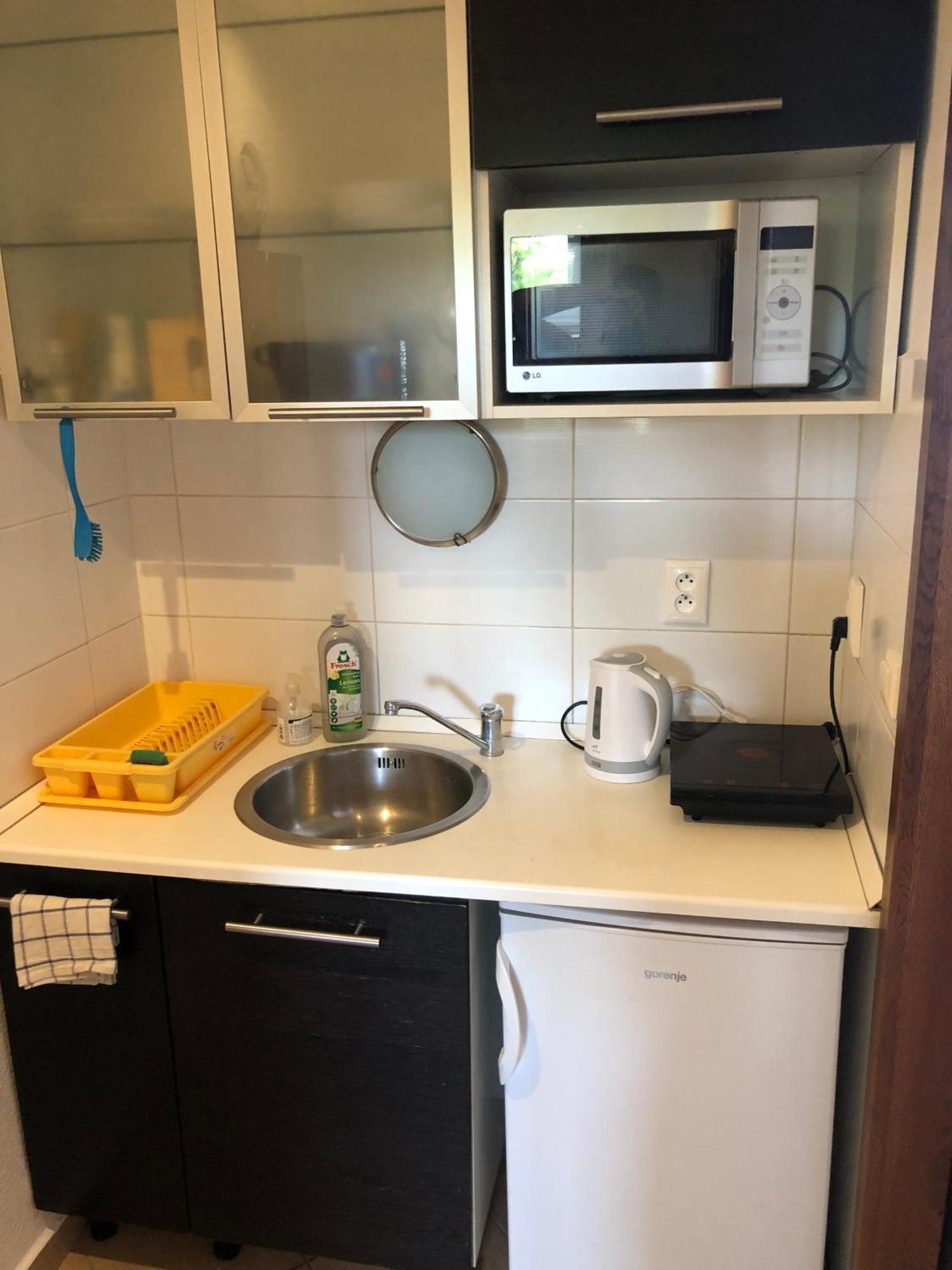 Red Apartment Μπρατισλάβα Εξωτερικό φωτογραφία
