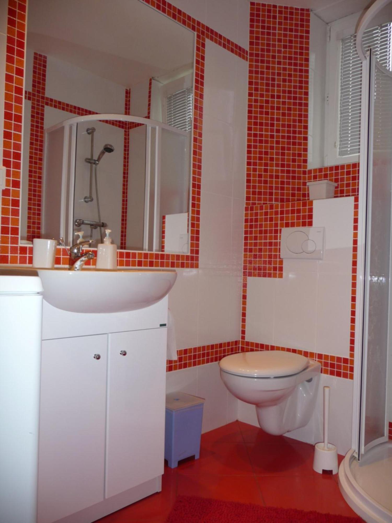 Red Apartment Μπρατισλάβα Εξωτερικό φωτογραφία